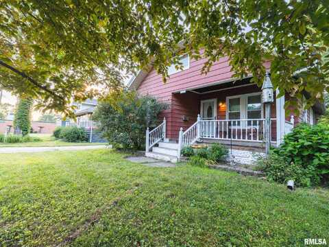 335 PRINCE Street, Pekin, IL 61554
