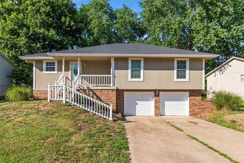 1916 NE Patterson Drive, Lees Summit, MO 64086