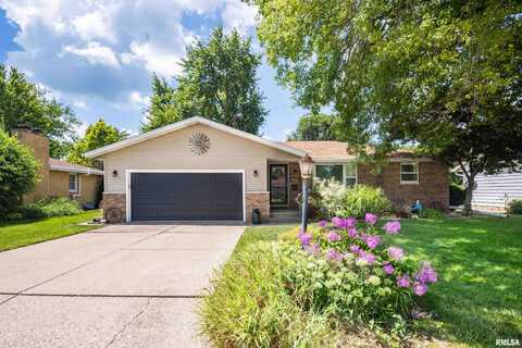 201 N OKLAHOMA Avenue, Morton, IL 61550
