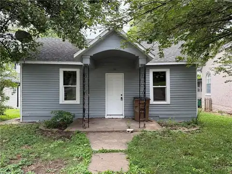 604 Laramie Street, Atchison, KS 66002