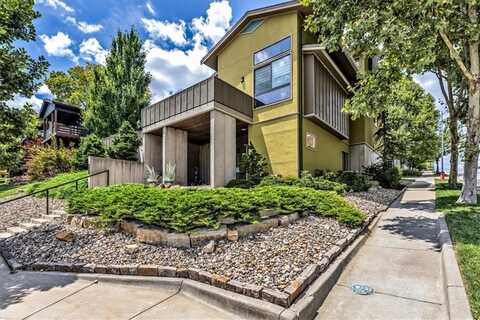 2400 Forest Avenue, Kansas City, MO 64108