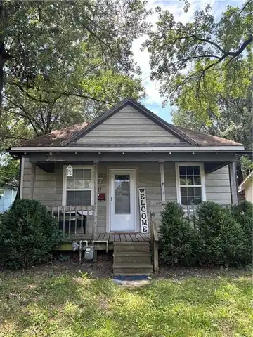 711 W Kansas Street, Pittsburg, KS 66762