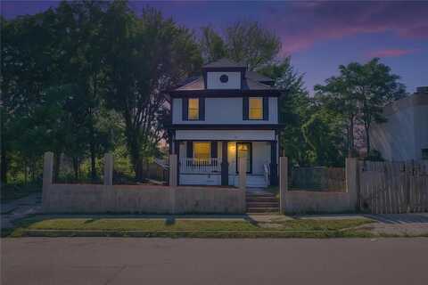 2406 Kensington Avenue, Kansas City, MO 64127