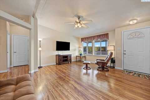 312 S Columbia Center Blvd, Kennewick, WA 99336