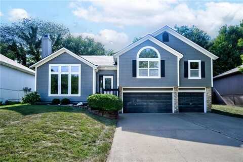 212 NE Topaz Drive, Lees Summit, MO 64086