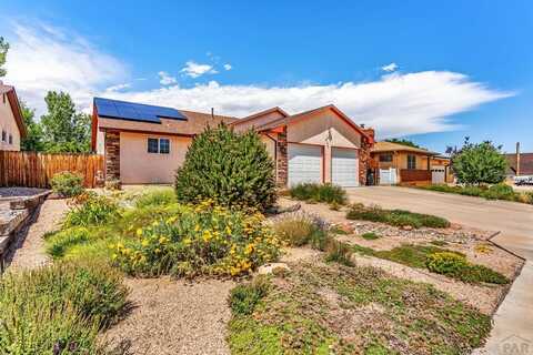 75 Wheatridge Dr, Pueblo, CO 81005