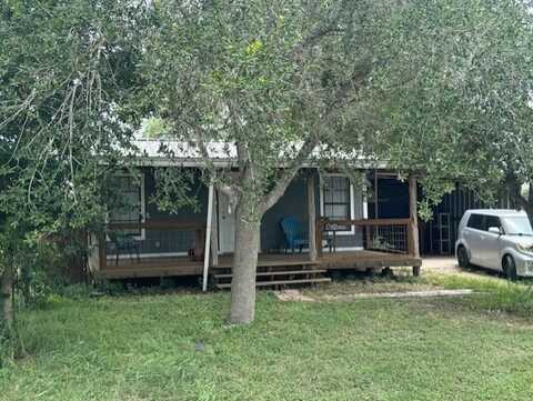 404 N Hermann, Three Rivers, TX 78071