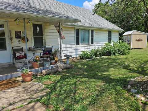 640 W 15th Street, Horton, KS 66439