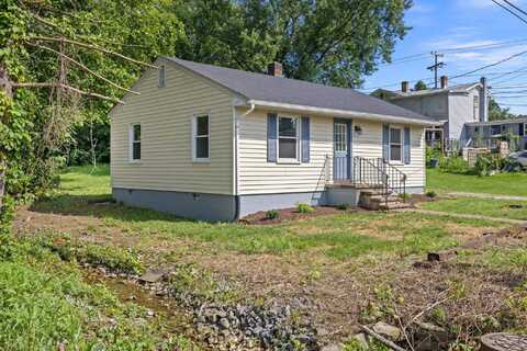 111 CHURCH ST, BROADWAY, VA 22815