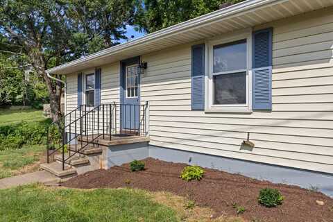 111 CHURCH ST, BROADWAY, VA 22815