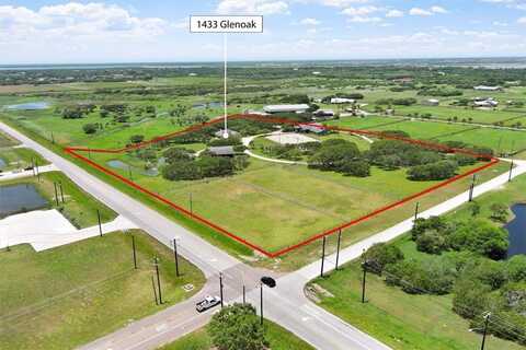 1433 Glenoak Drive, Corpus Christi, TX 78418