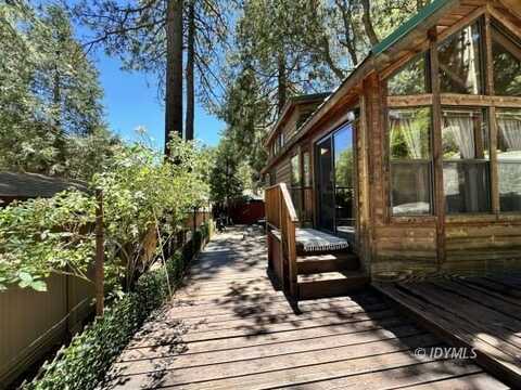 52901 Pine Cove RD, Idyllwild, CA 92549