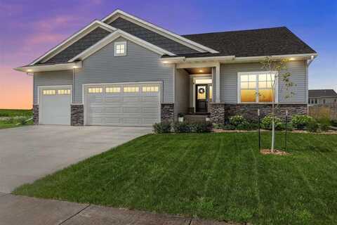 1350 Chipman Ln, NorthLiberty, IA 52317