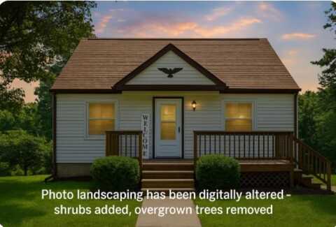 604 Fairchild St, Coralville, IA 52241