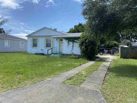 213 Bryant Rd, Pensacola, FL 32507