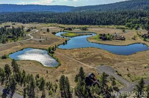 11 Owleclover Lane, McCall, ID 83638