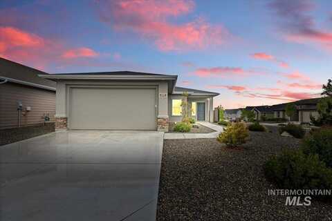 5707 W Elk Trail St, Boise, ID 83714