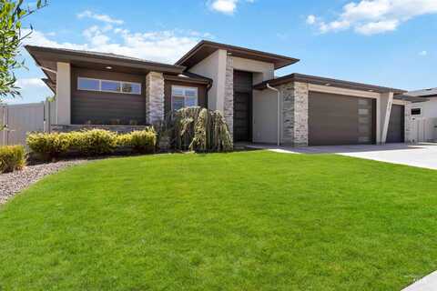 511 W Oak Springs Dr, Meridian, ID 83642