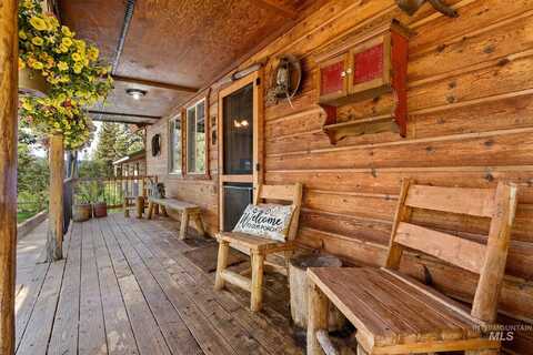 12 Deer Drive, Idaho City, ID 83631