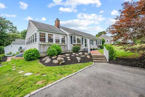 69 Joan Road, Centerville, MA 02632