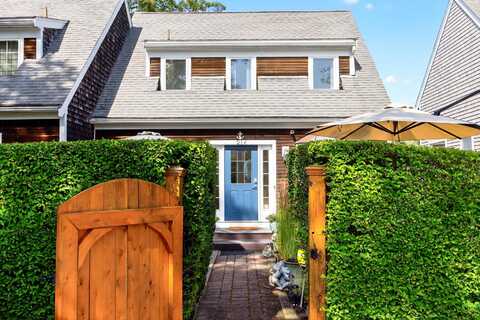21 Priscilla Alden Road, Provincetown, MA 02657