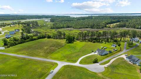 309 Orchard Circle, Newport, NC 28570