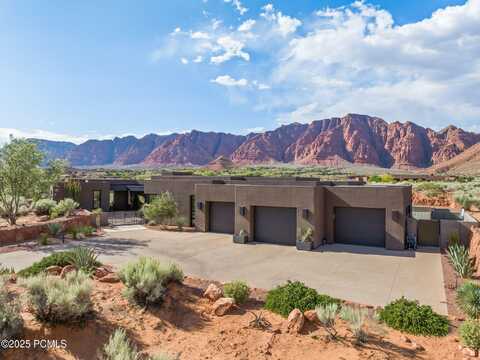 746 W Wicasa Way, Ivins, UT 84738