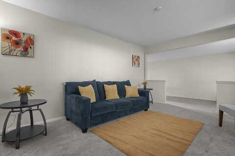 2536 Daily Road, Columbus, OH 43232