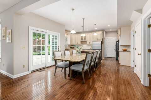 233 Weatherburn Court, Powell, OH 43065