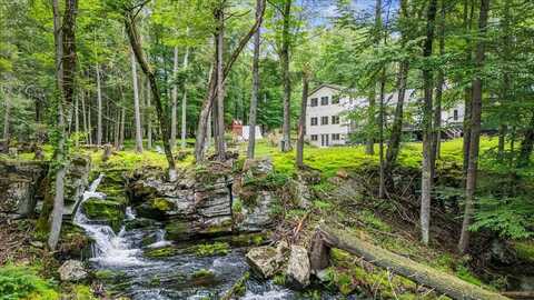 1079 Marshalls Creek Road, East Stroudsburg, PA 18302