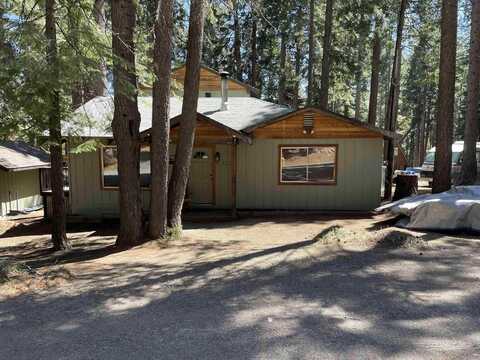 552 Manzanita Way, Lake Almanor, CA 96137