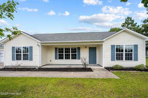 525 Cherry Blossom Lane, Richlands, NC 28574