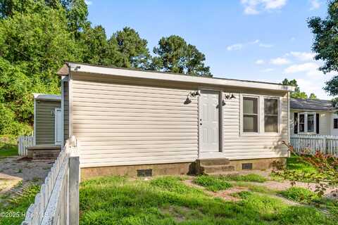 200 S Shore Drive, Jacksonville, NC 28540