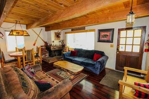 506 Deer Horn Drive, Big Bear City, CA 92314