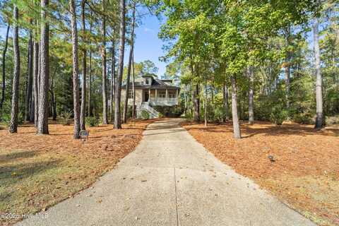 242 River Woods Drive, Wallace, NC 28466