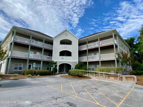 100 Lighthouse Lane, Cedar Point, NC 28584