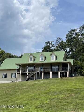 2117 Smith School Rd, Strawberry Plains, TN 37871