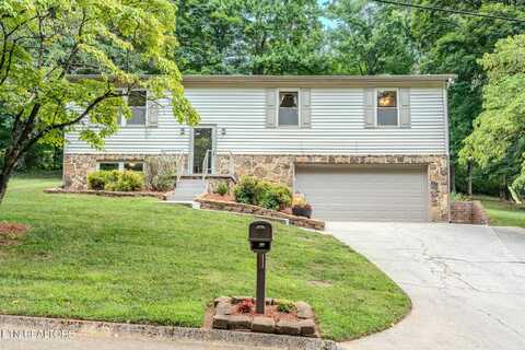 5005 Laurel Woods Drive, Knoxville, TN 37921