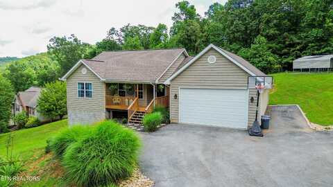 667 Pine Hollow Rd, Jacksboro, TN 37757