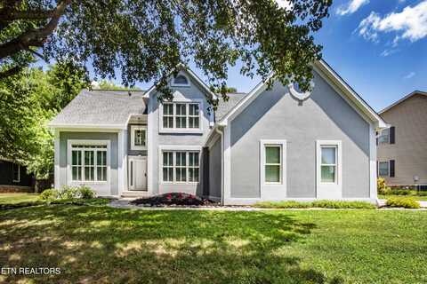 700 E Fox Den Drive, Knoxville, TN 37934