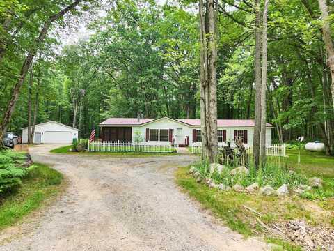 5240 Oak, Farwell, MI 48625