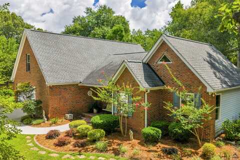 207 Hillcrest Avenue, Warner Robins, GA 31088