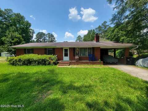 307 N Orange Street, Wallace, NC 28466