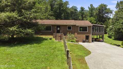 99 Reservoir Rd, Norris, TN 37828