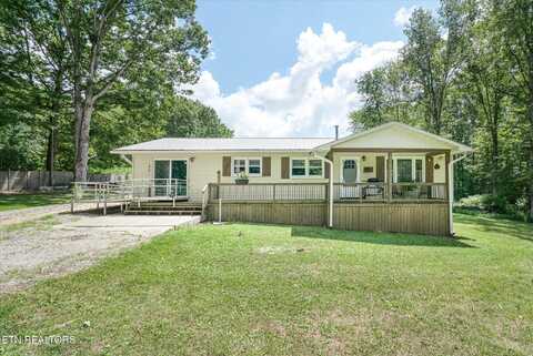 1010 Smallwood Rd, Jamestown, TN 38556