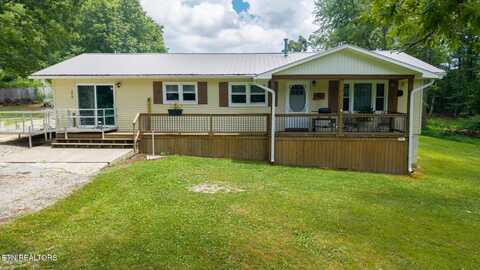 1010 Smallwood Rd, Jamestown, TN 38556