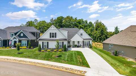 174 Bittersweet Lane, Lenoir City, TN 37771