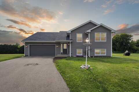 113 SW New Brunswick, POPLAR GROVE, IL 61065