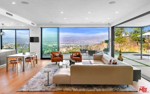 8545 Charl Ln, Los Angeles, CA 90046