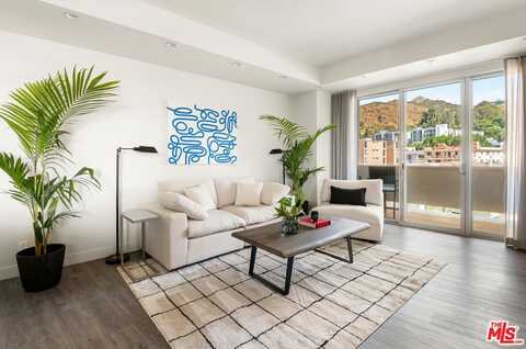 7250 Franklin Ave, Los Angeles, CA 90046